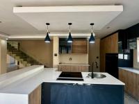  of property in Bendor