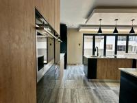  of property in Bendor