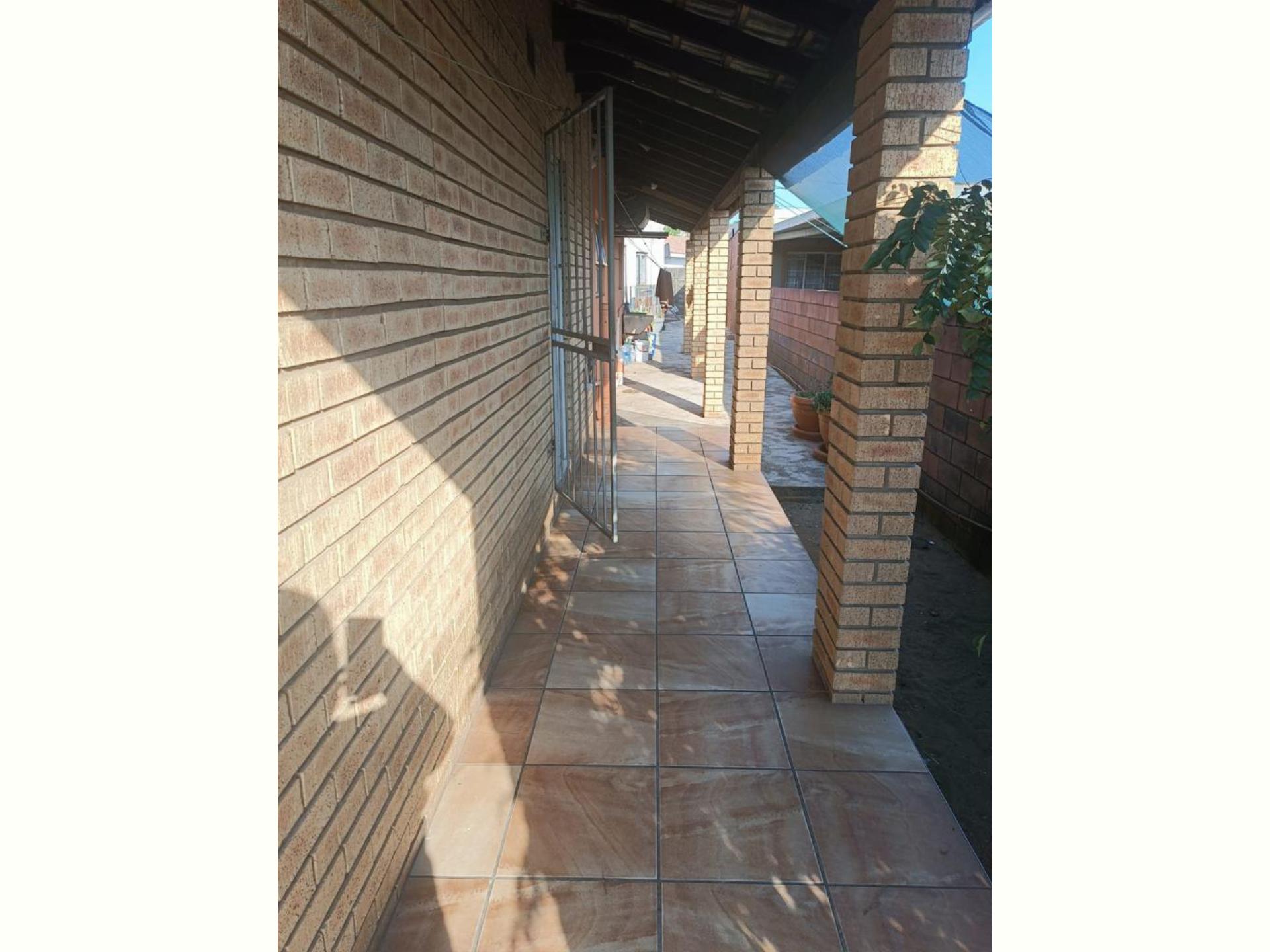 3 Bedroom House for Sale For Sale in Wentworth MR590375