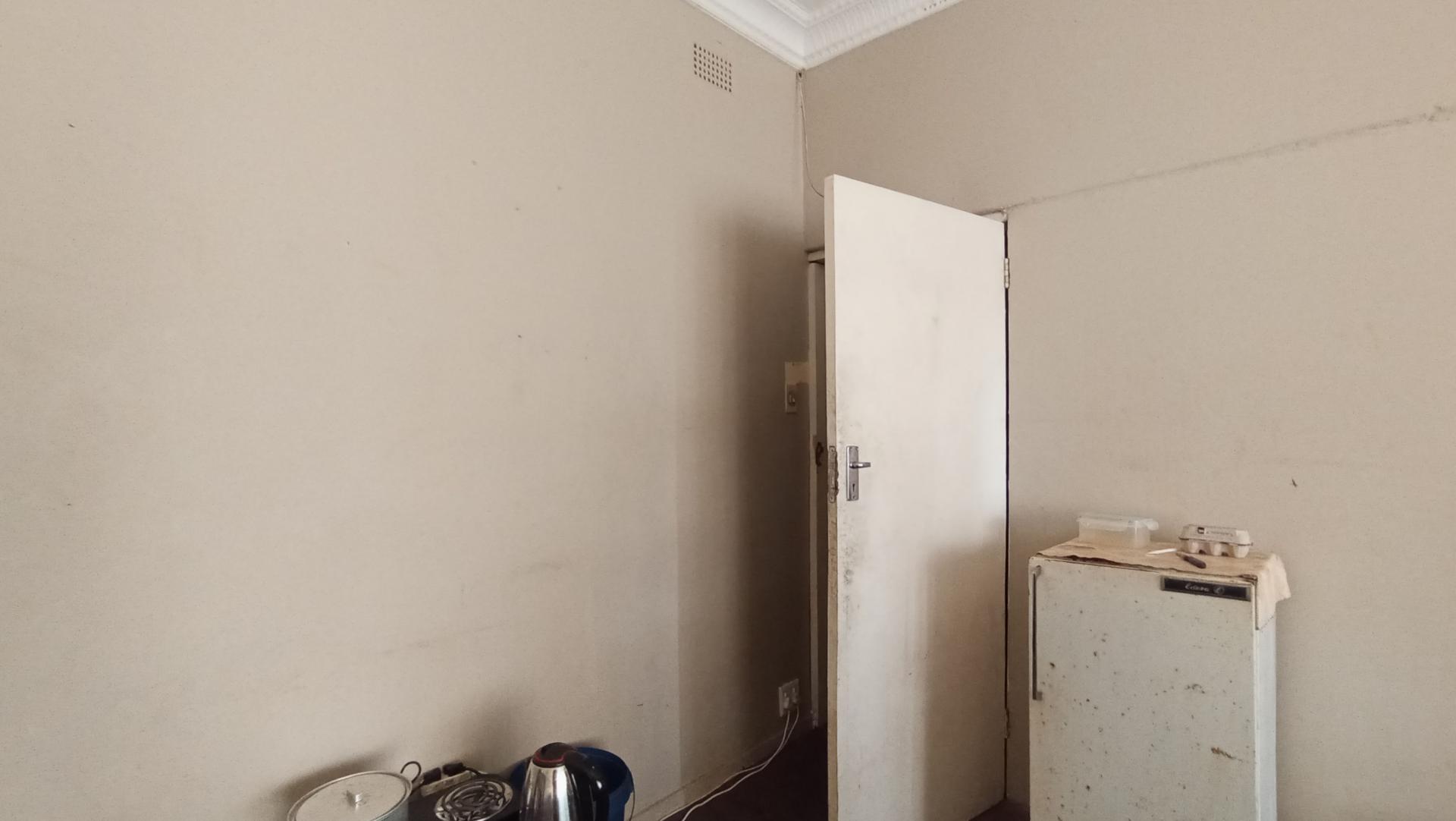 Bed Room 3 - 22 square meters of property in Orange Grove