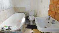 Staff Bathroom - 4 square meters of property in Sydenham  - DBN