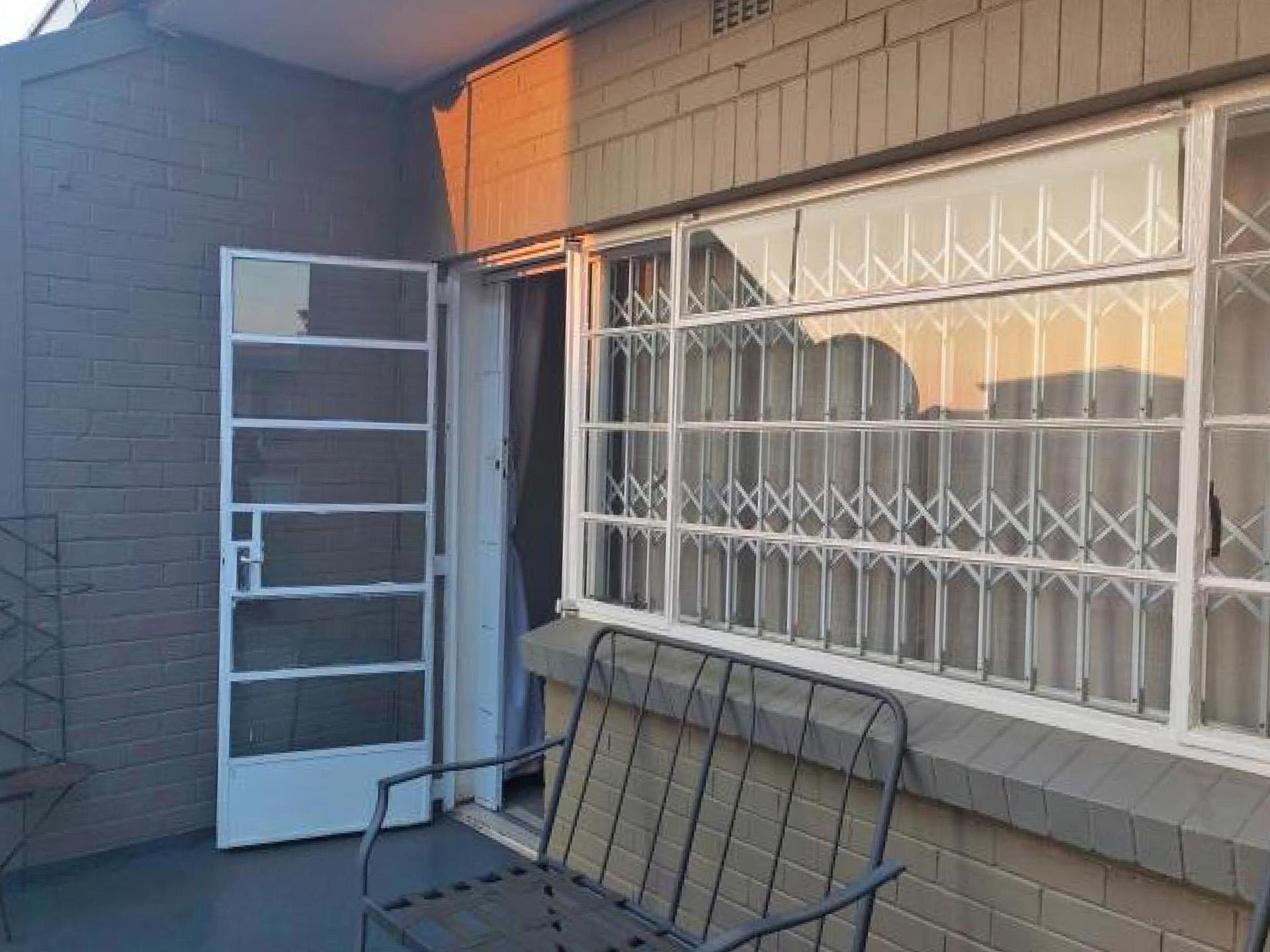 Balcony of property in Lambton