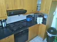 Kitchen of property in Lambton