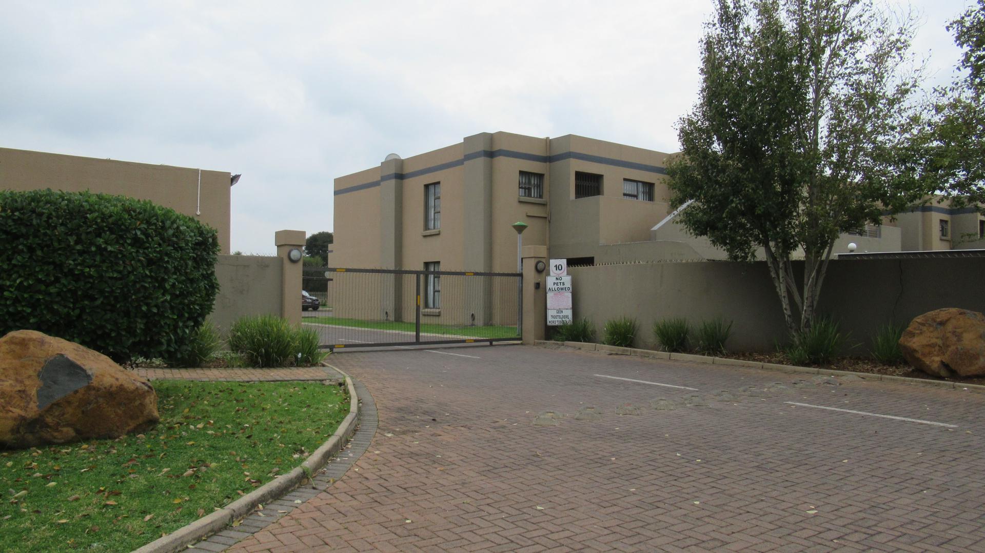 Front View of property in Vanderbijlpark