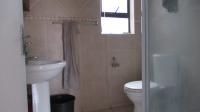 Bathroom 1 - 4 square meters of property in Vanderbijlpark