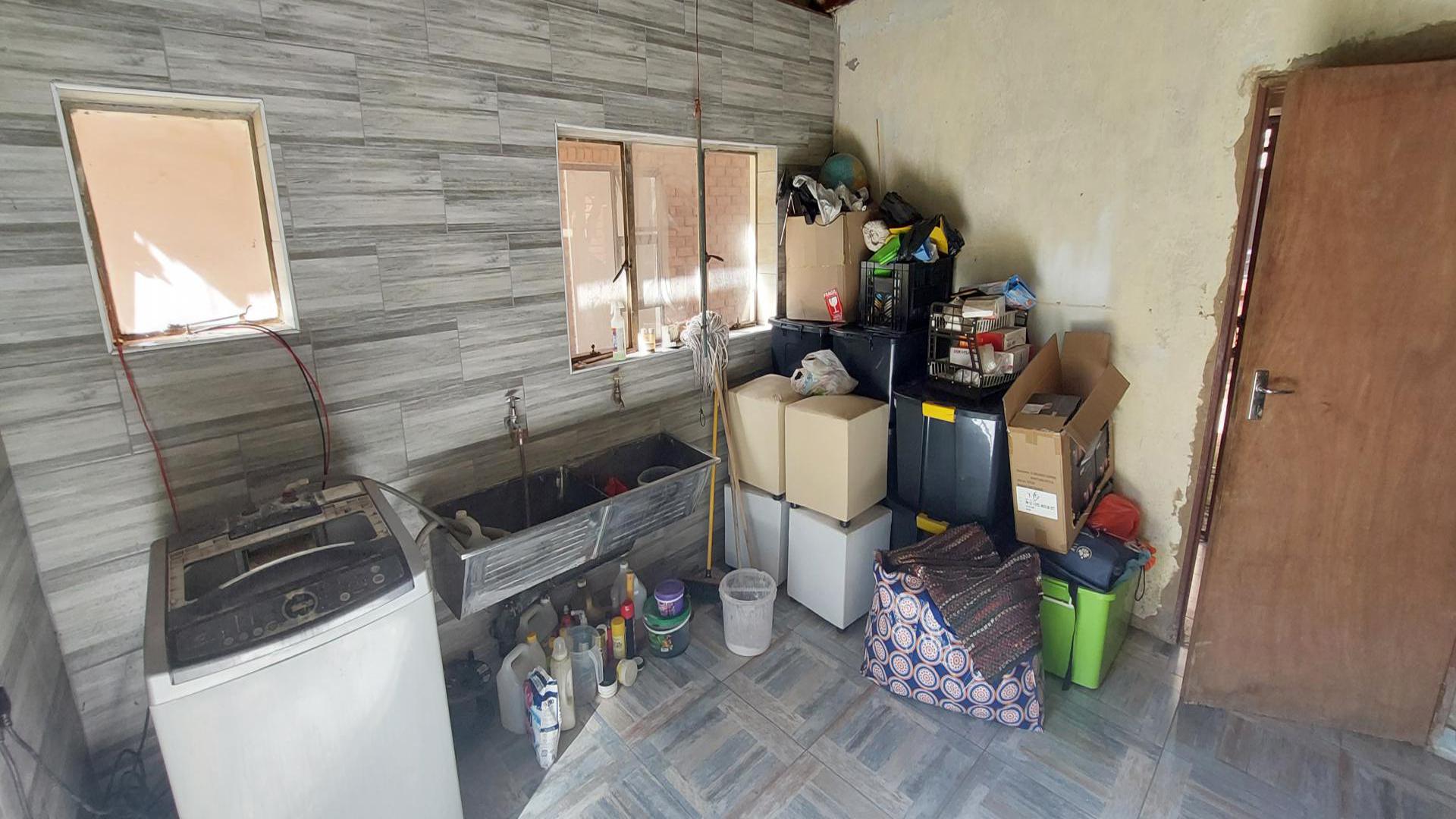 Laundry Room  of property in Rietfontein