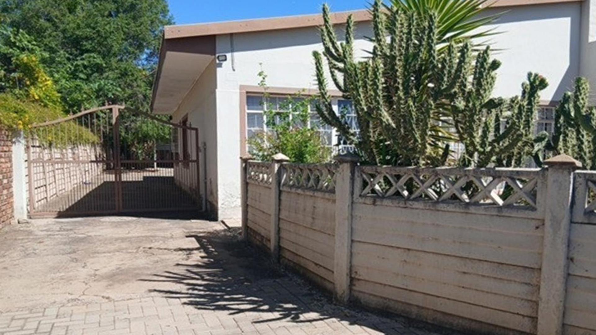 Front View of property in Potchefstroom