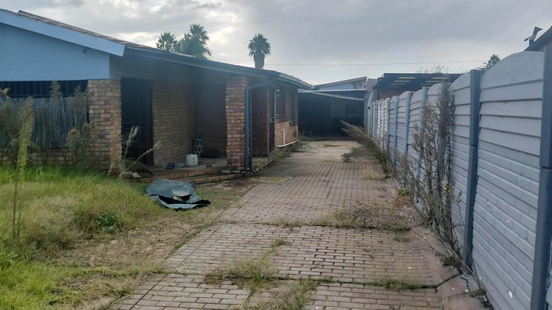 Front View of property in Boksburg