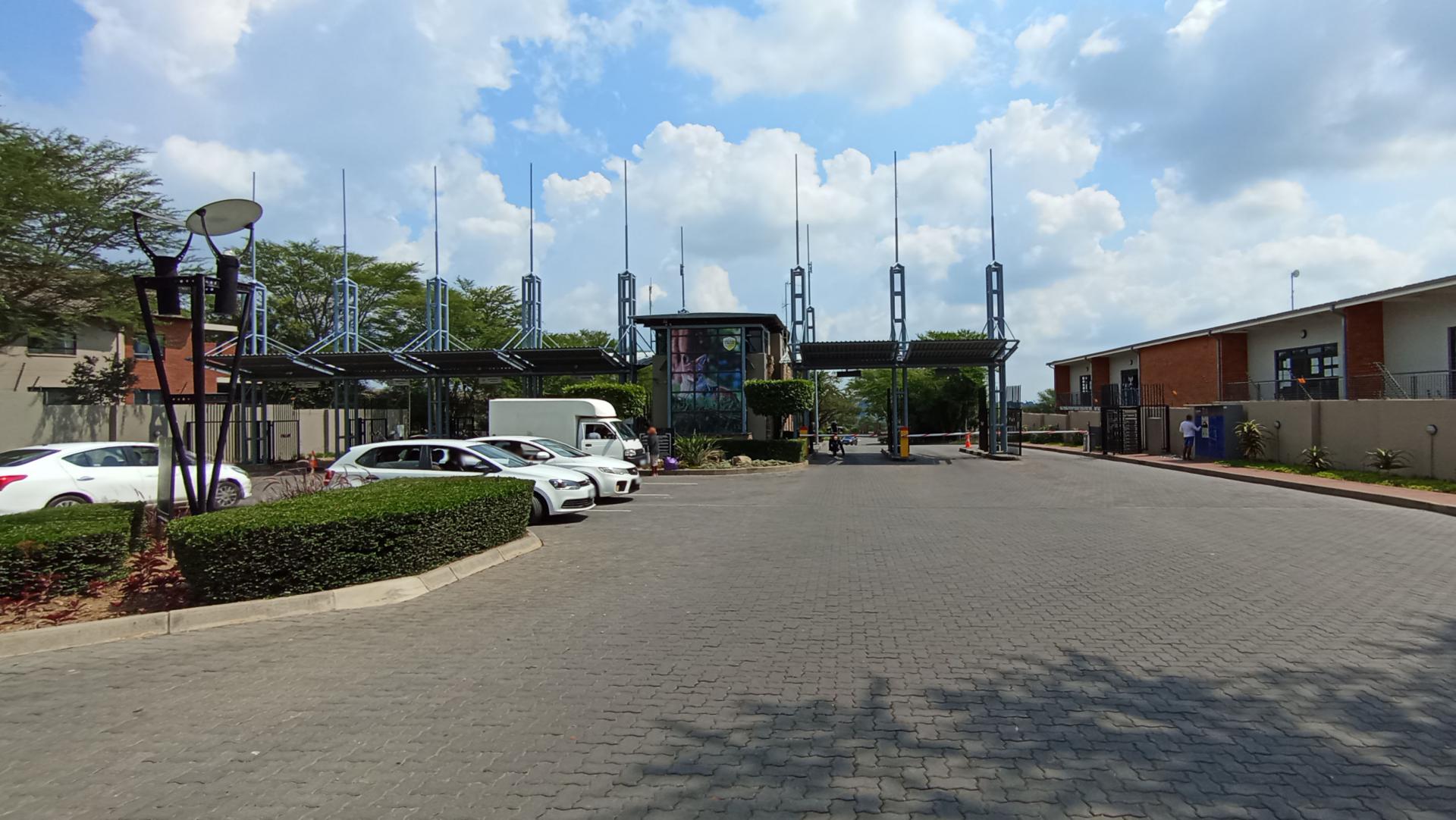 Front View of property in Zandspruit