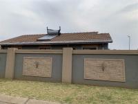 Front View of property in Windmill Park