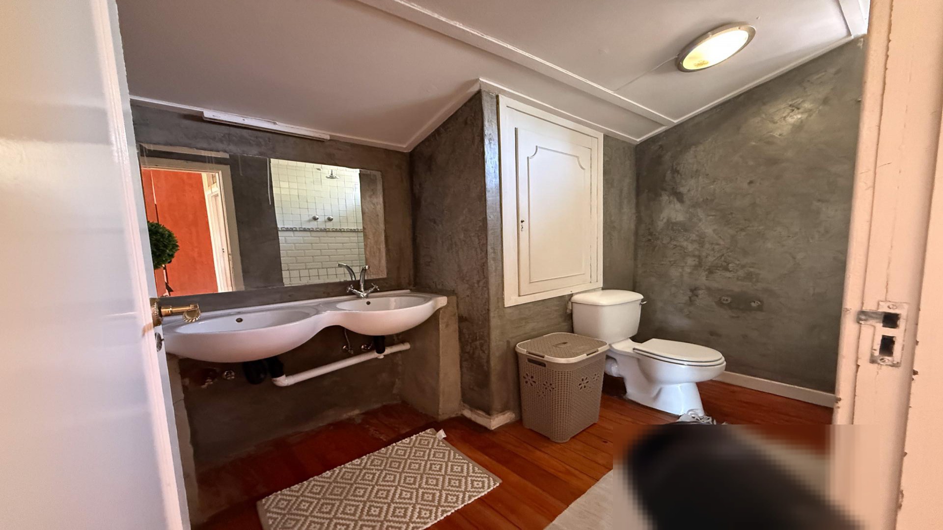 Bathroom 1 of property in Brooklyn