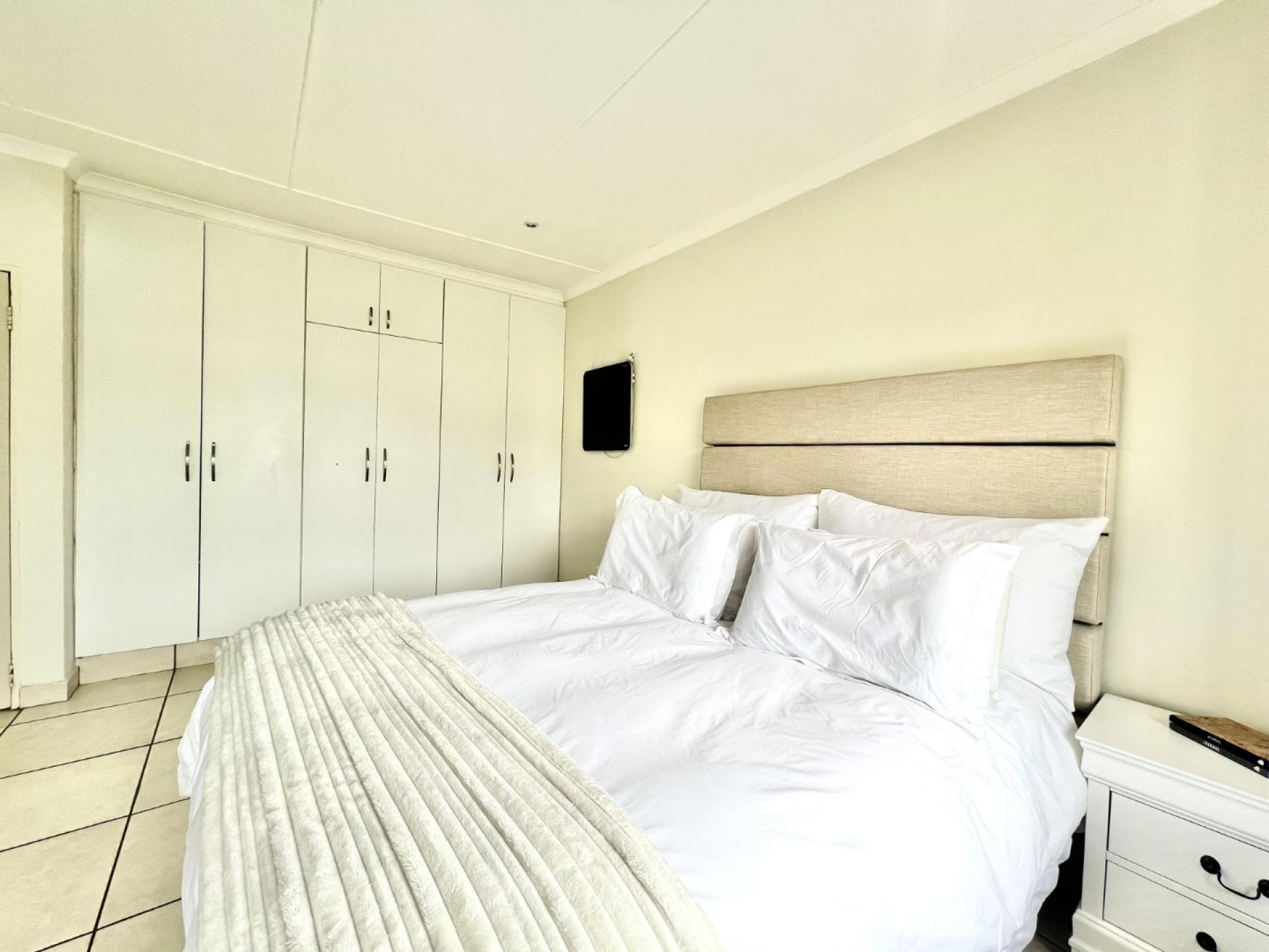 Main Bedroom - 20 square meters of property in Lincoln Meade