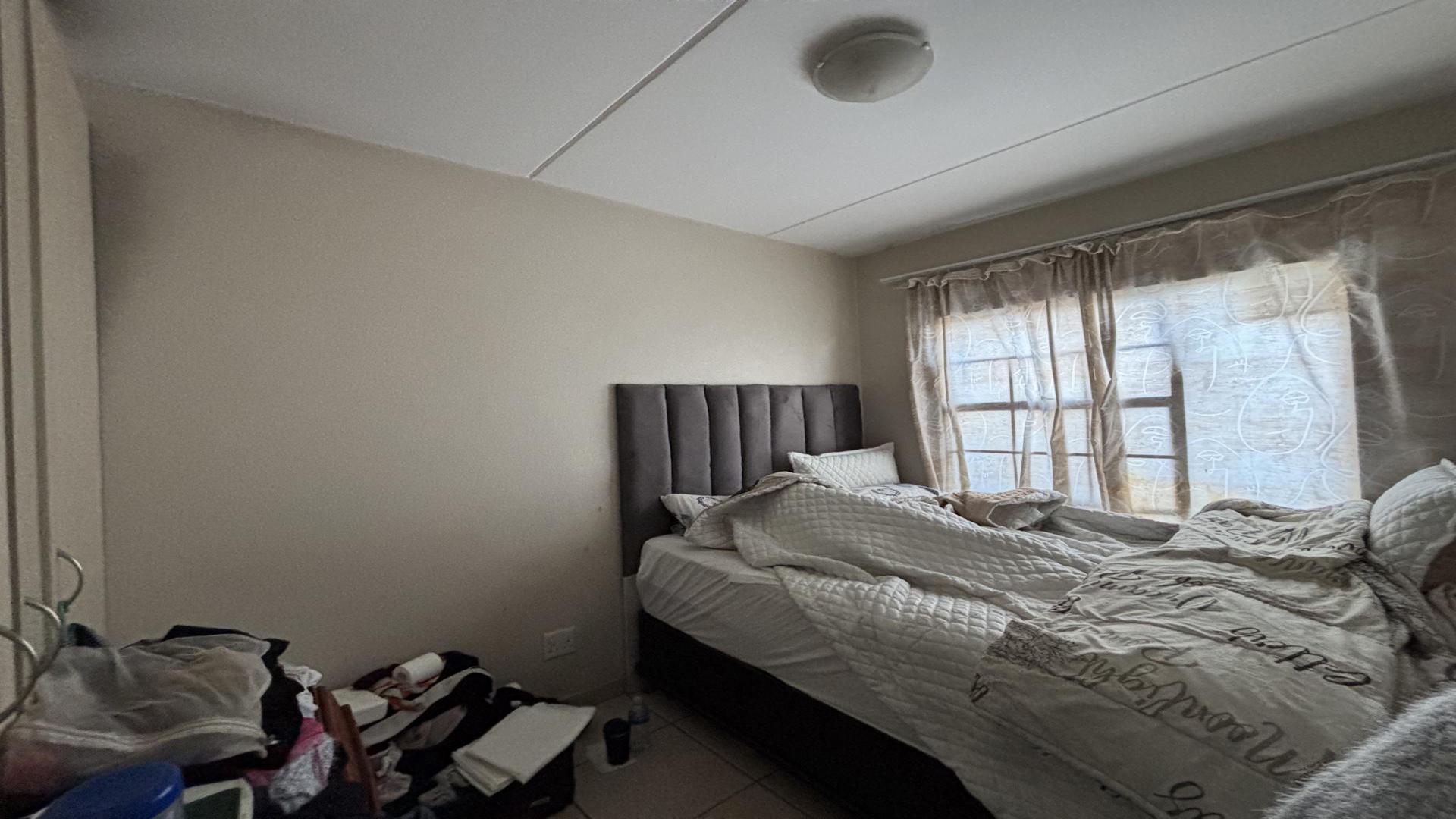 Bed Room 1 of property in Norton's Home Estates