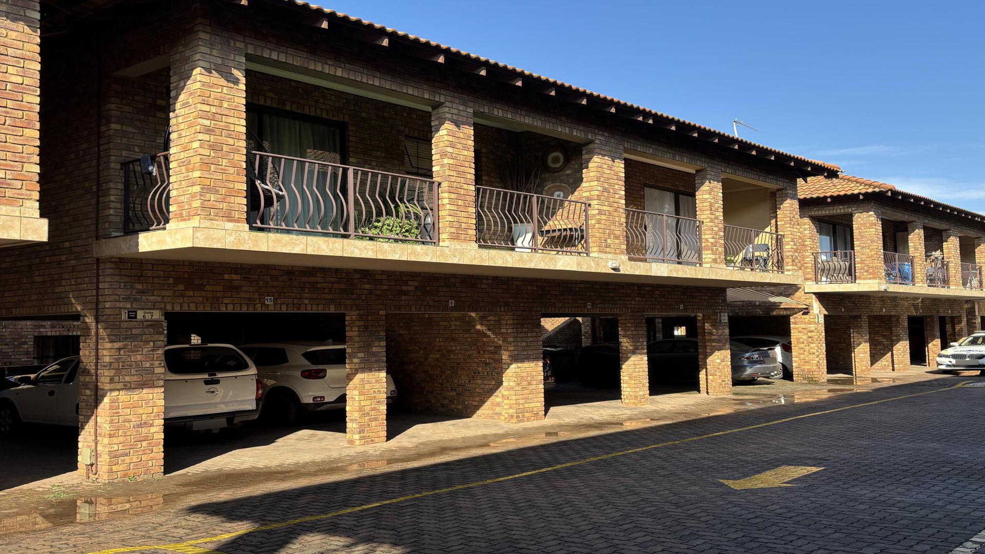 Front View of property in Norton's Home Estates
