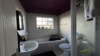 Bathroom 1 of property in Norton's Home Estates