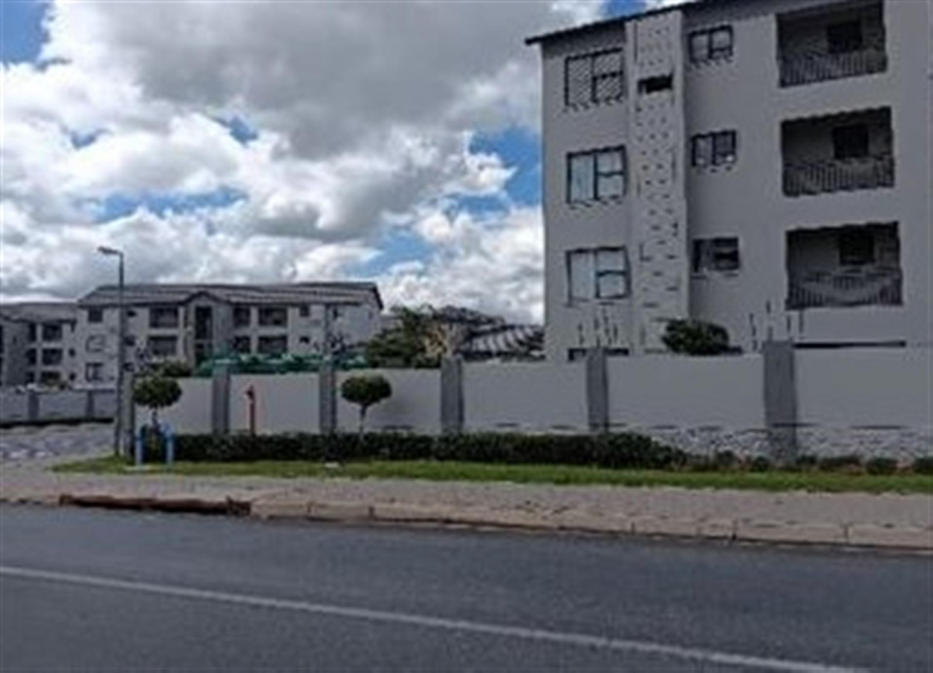 Front View of property in Erand Gardens