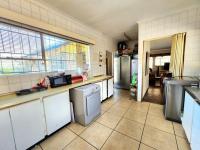 Kitchen - 15 square meters of property in Glenanda
