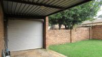 Carport  - 20 square meters of property in Wilgeheuwel 