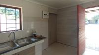 Kitchen - 13 square meters of property in North Riding A.H.