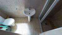 Main Bathroom - 3 square meters of property in Paarl