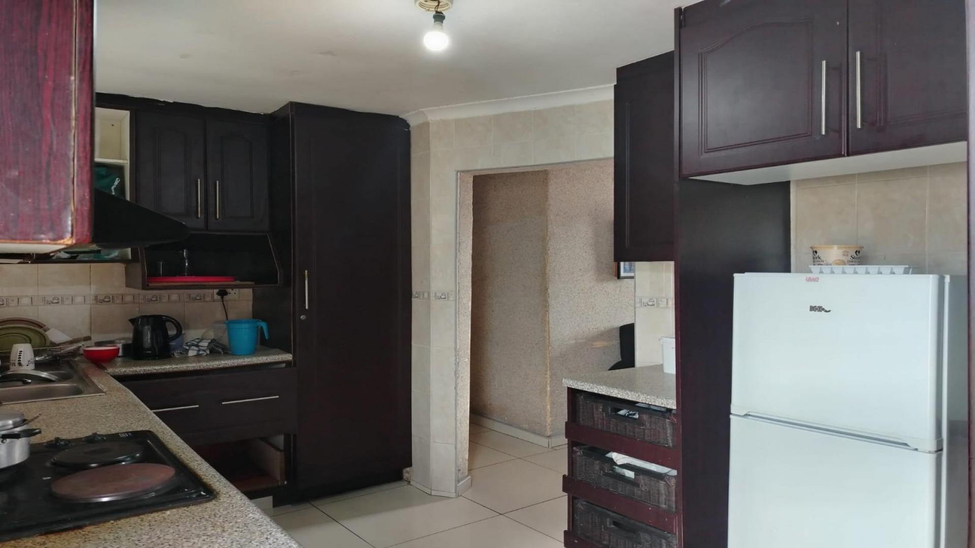 Kitchen of property in Esikhawini