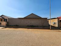 4 Bedroom 2 Bathroom House for Sale for sale in Lenasia South