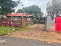 Front View of property in Homelake