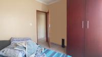 Bed Room 1 - 9 square meters of property in Clayville