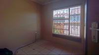 Bed Room 2 - 12 square meters of property in Clayville