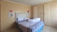 Main Bedroom - 16 square meters of property in Clayville