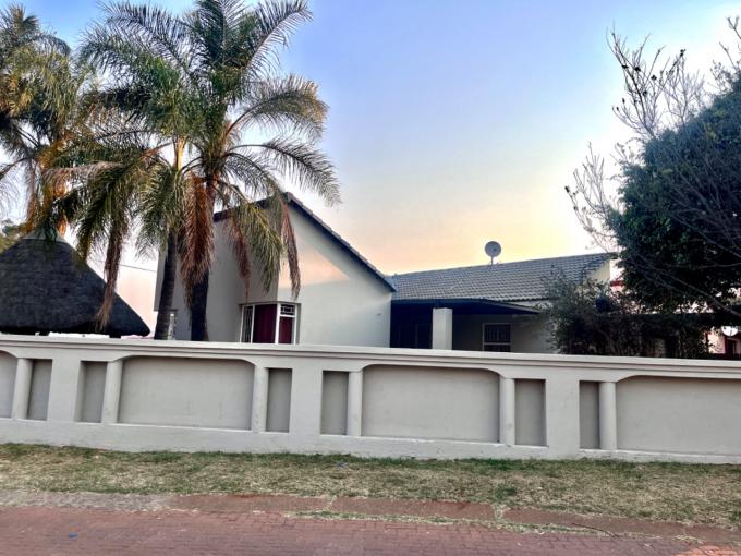 3 Bedroom House for Sale For Sale in Elandspoort - MR591123