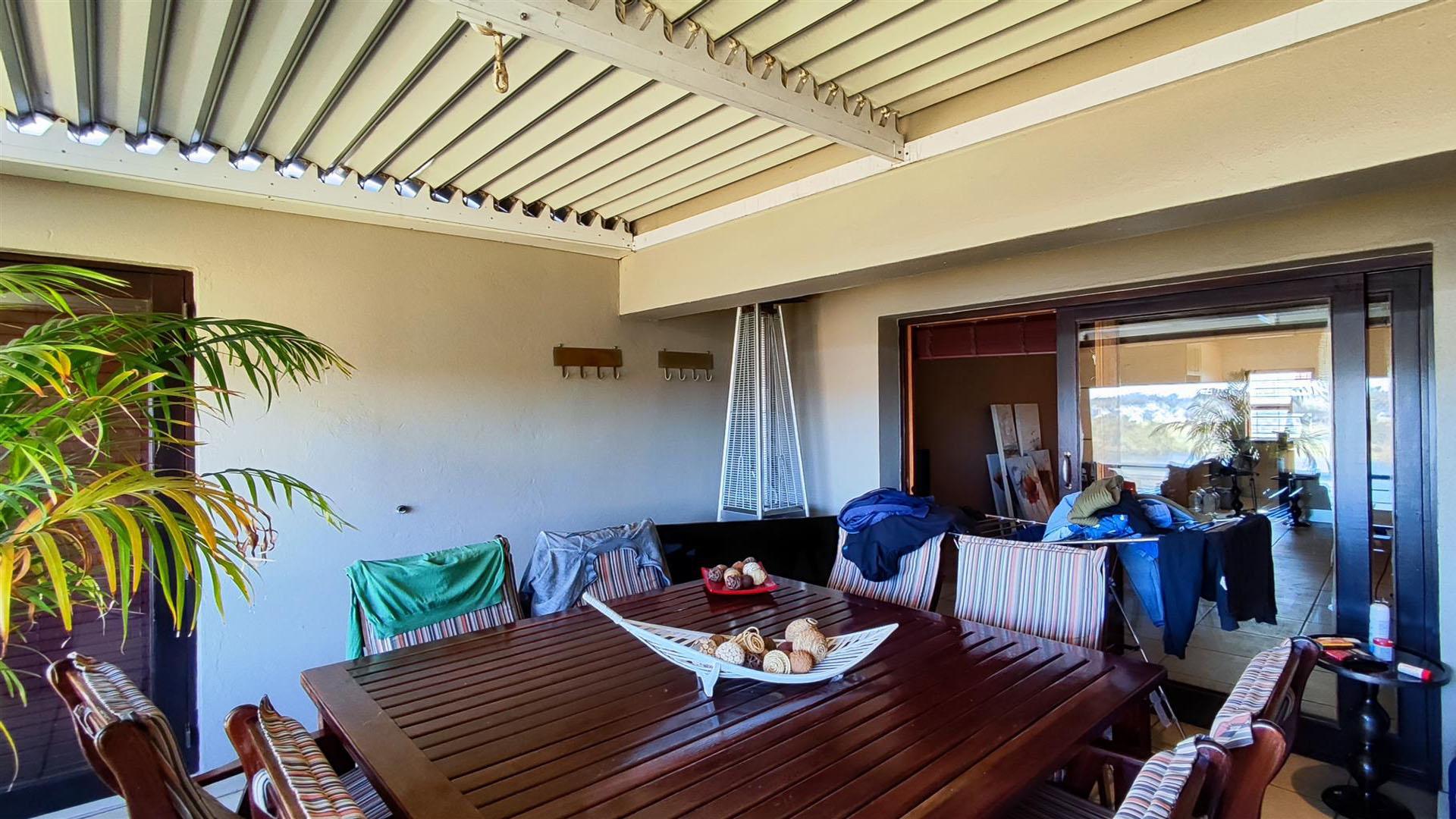 Balcony - 18 square meters of property in Vanderbijlpark