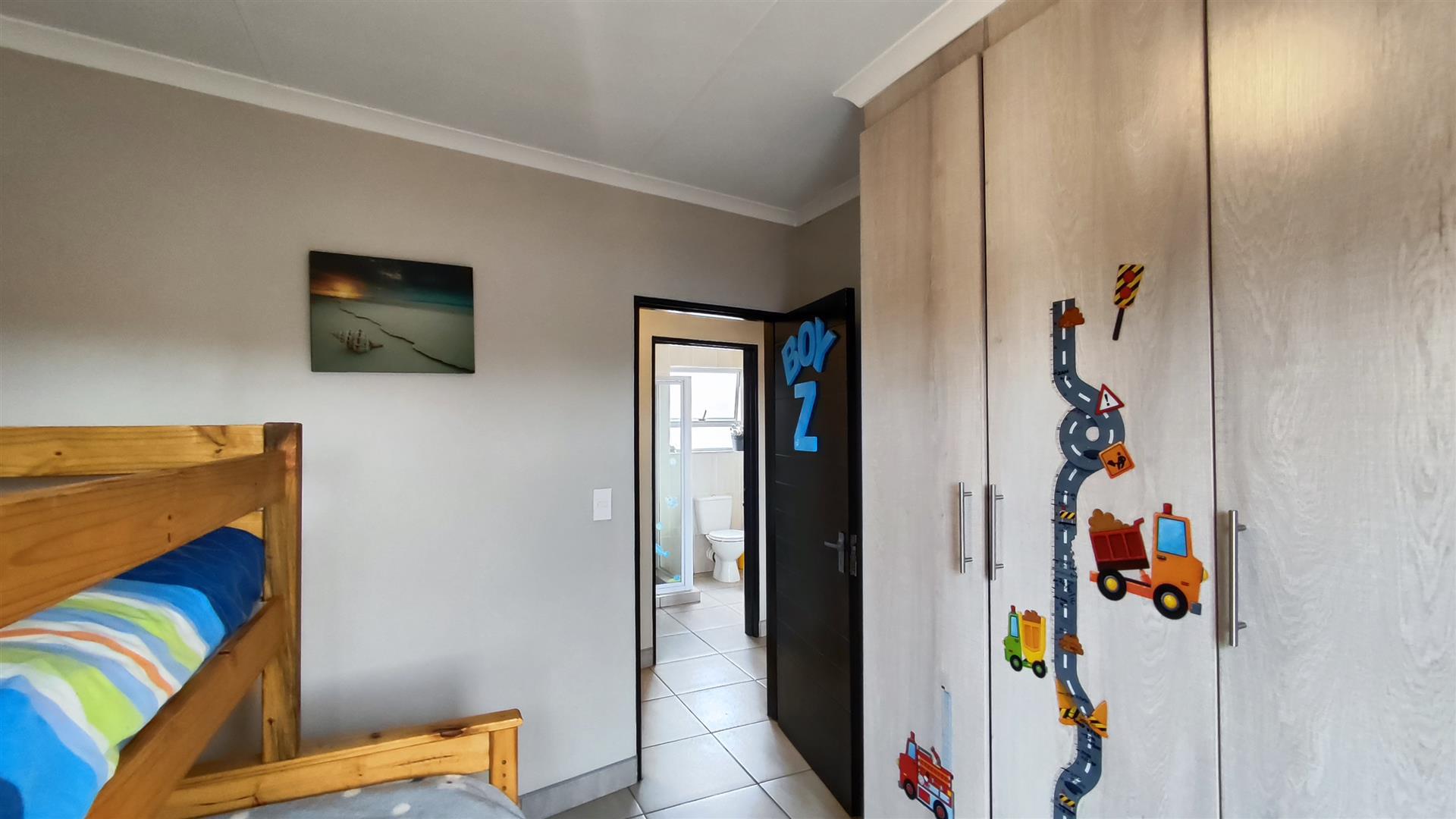 Bed Room 1 - 11 square meters of property in Kempton Park AH