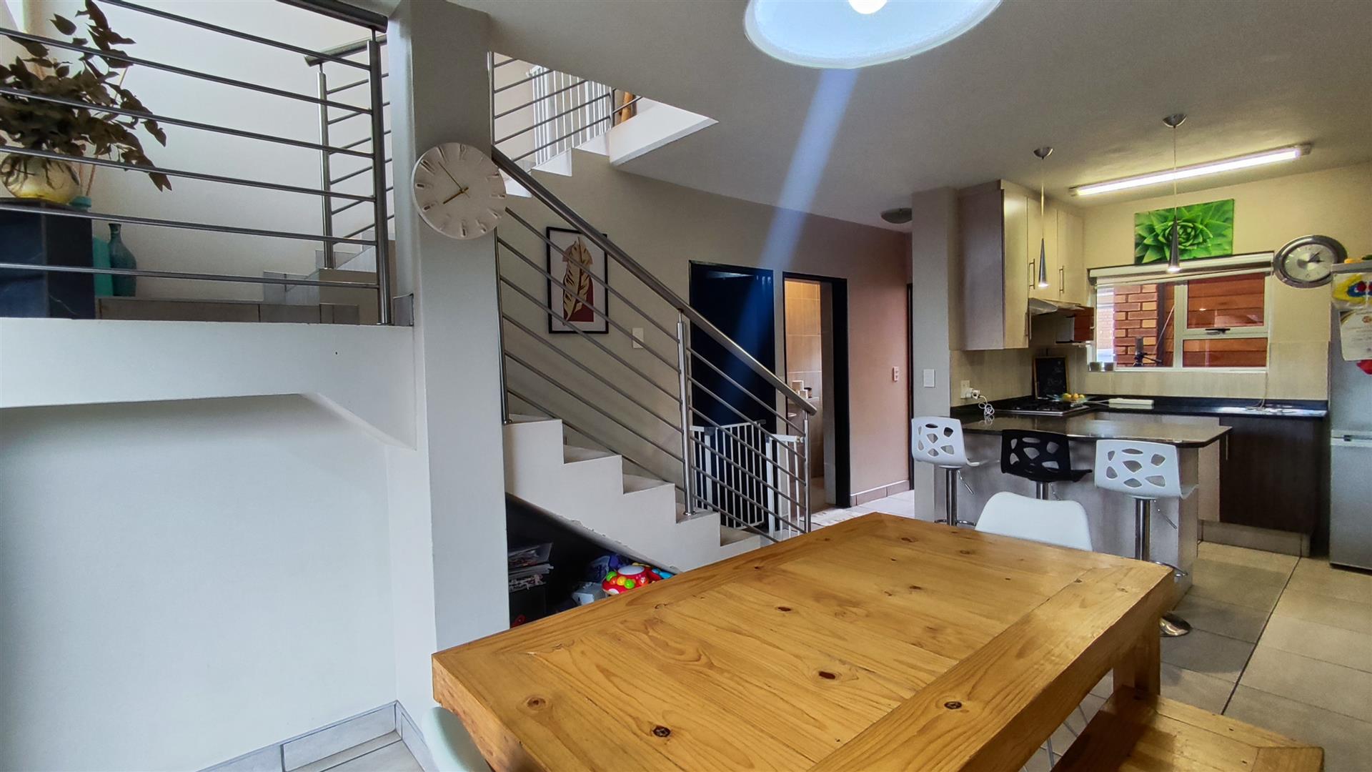 Dining Room - 13 square meters of property in Kempton Park AH