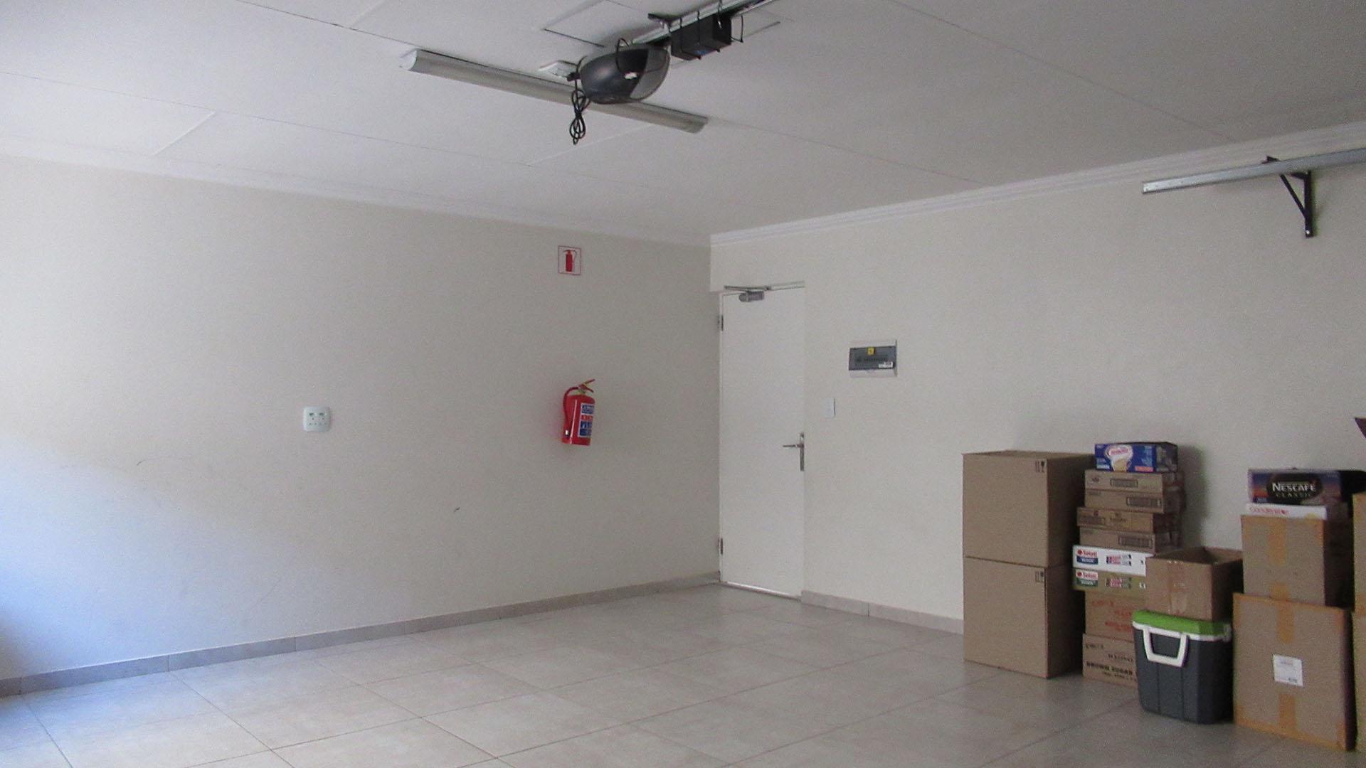 Spaces - 21 square meters of property in Amorosa