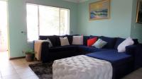 Lounges - 16 square meters of property in Glen Marais