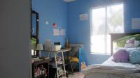 Bed Room 1 - 10 square meters of property in Glen Marais