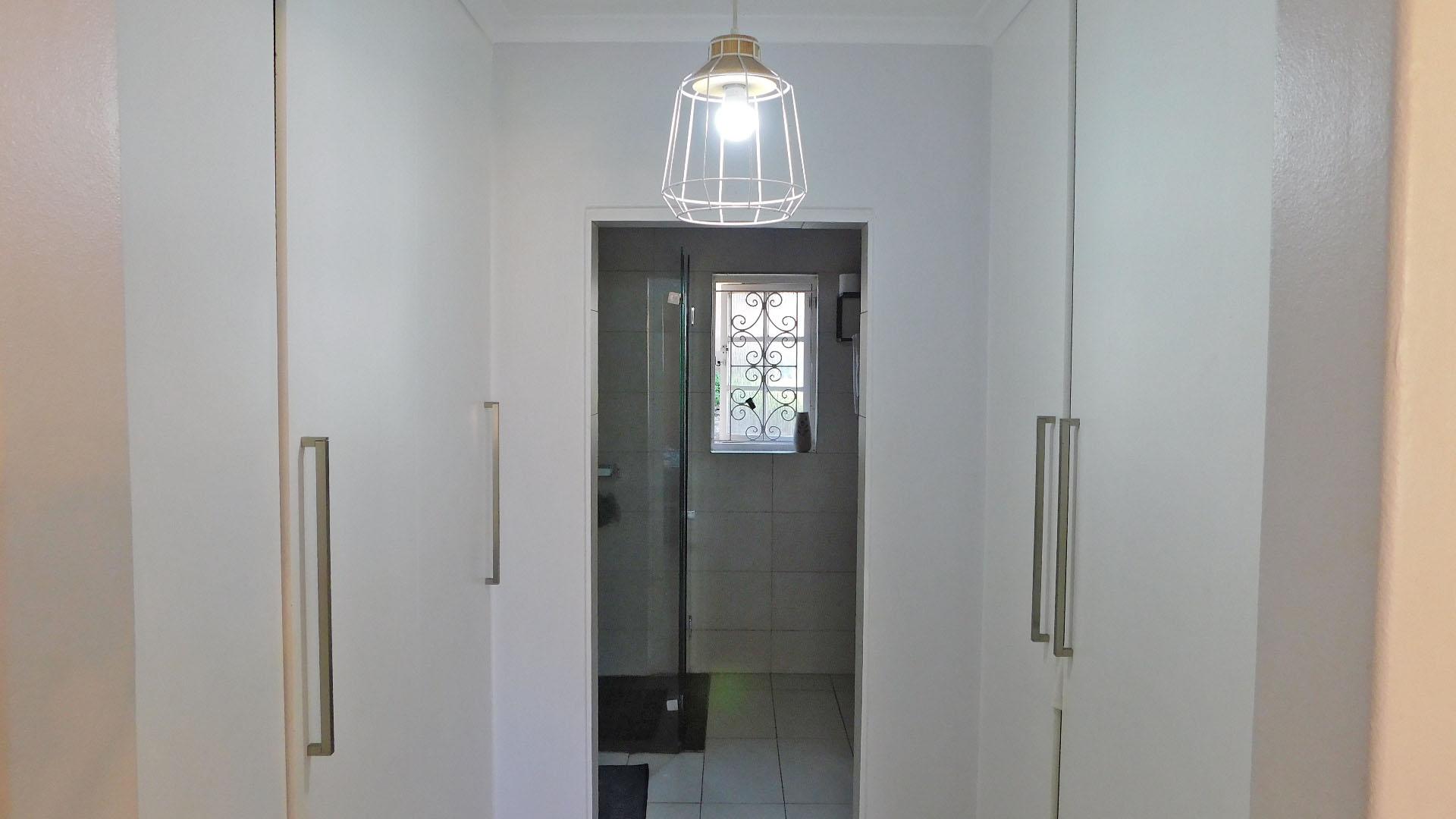 Spaces - 20 square meters of property in Glen Anil