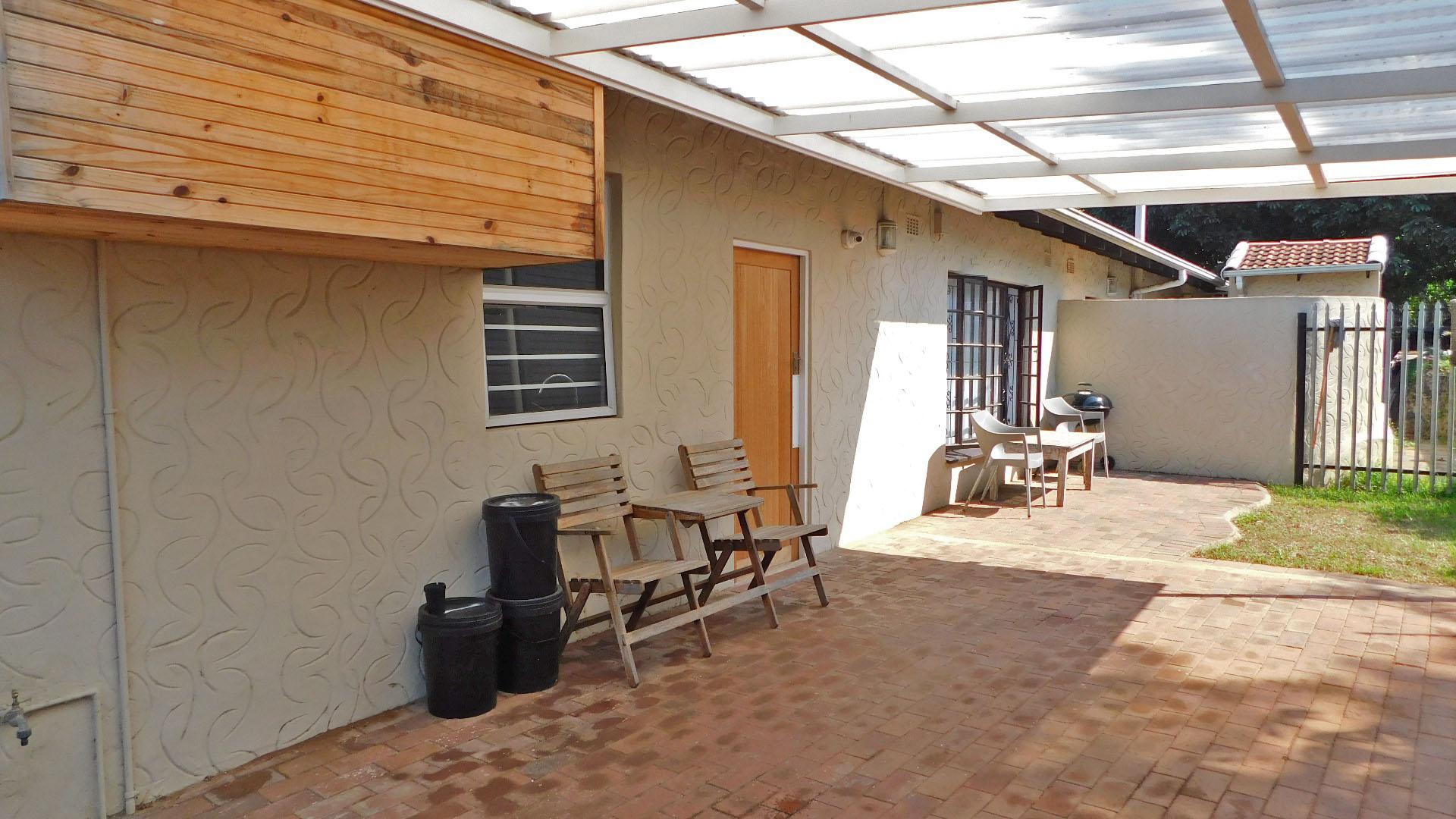 Front View of property in Glen Anil