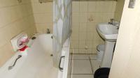 Bathroom 1 - 6 square meters of property in Scottsville PMB