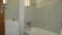 Bathroom 1 - 7 square meters of property in Brenthurst