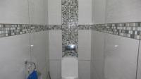 Guest Toilet - 2 square meters of property in Parkdene (JHB)