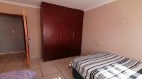 Bed Room 2 of property in Bloemfontein