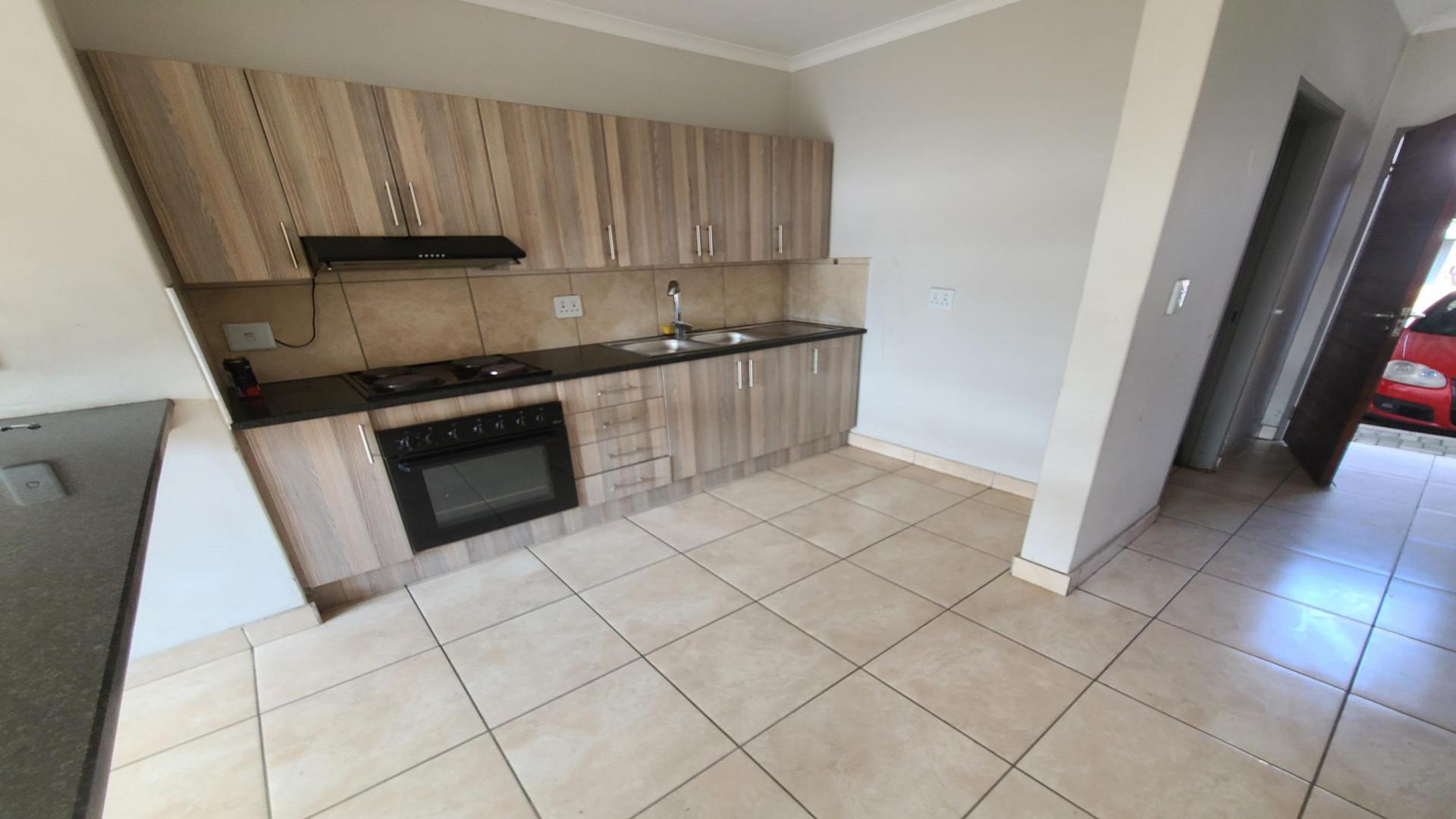 Kitchen of property in Emalahleni (Witbank) 