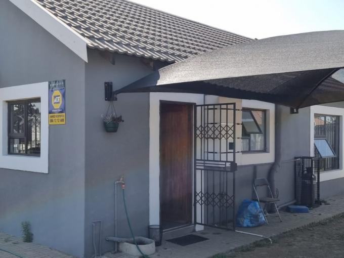 2 Bedroom House for Sale For Sale in Bloemspruit - MR591707