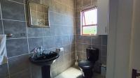 Main Bathroom - 8 square meters of property in Kuils River