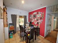 Dining Room of property in Esther Park