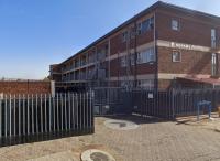 2 Bedroom 1 Bathroom Flat/Apartment for Sale and to Rent for sale in Alberton