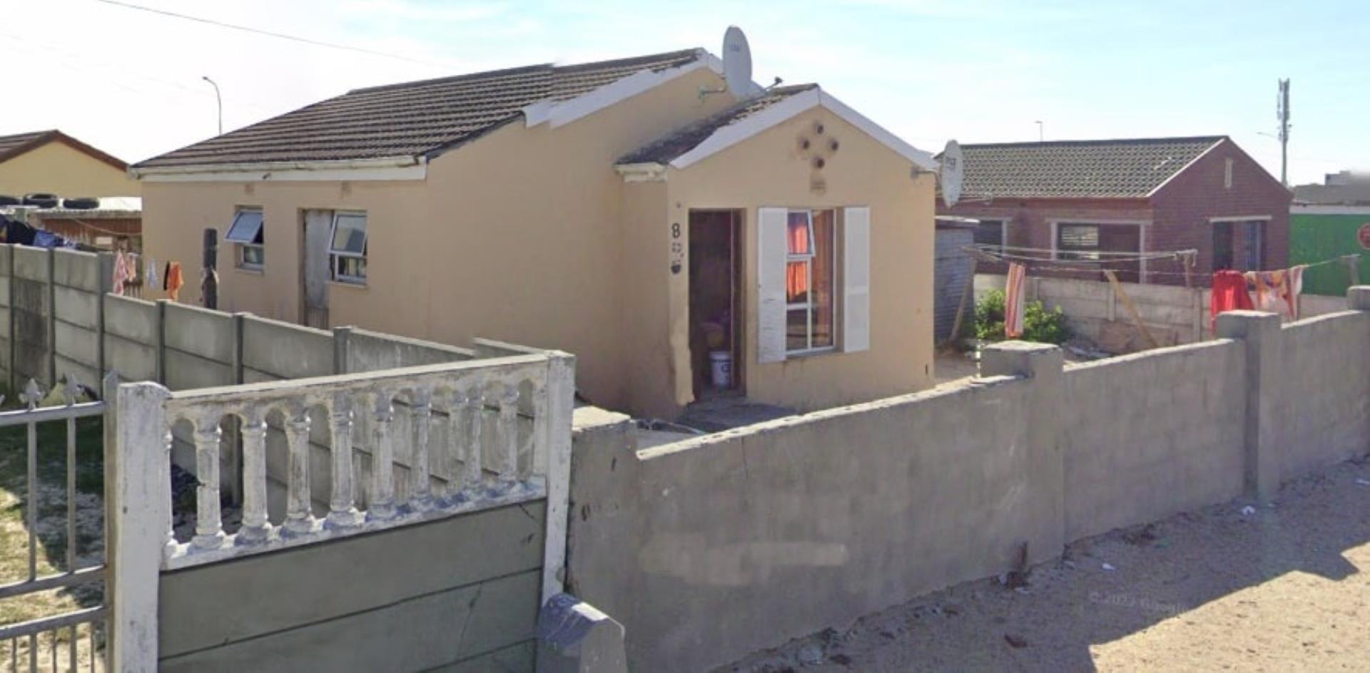 2 Bedroom House For Sale For Sale In Ilitha Park MR591766 2-bedroom-house-for-sale-for-sale-in-ilitha-park-mr591766