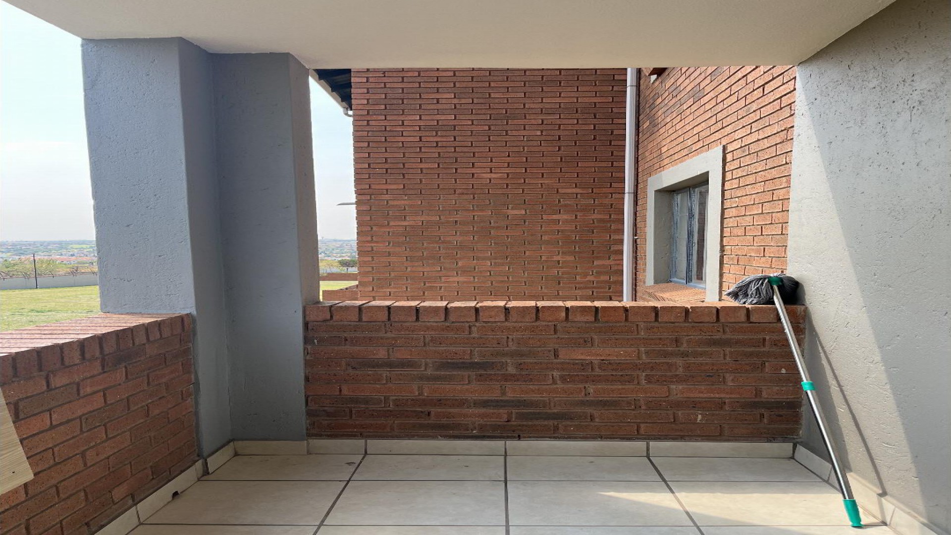 Balcony - 7 square meters of property in Sagewood